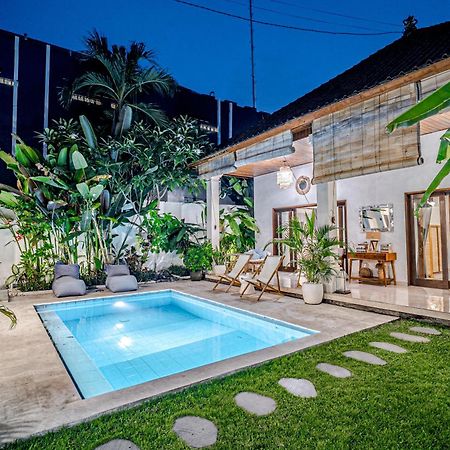 Villa Deba 3 By Bali Villa Solutions เซมินยัค ภายนอก รูปภาพ
